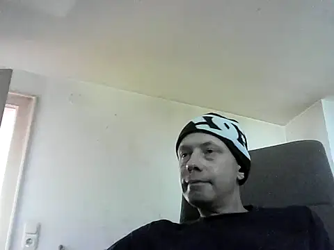 skateboy78 online show from 08-05-26, 12:30