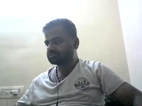 sree4143 online show from 09-09-25, 05:01