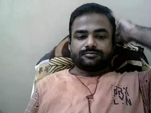 sree4143 online show from 09-17-25, 03:03
