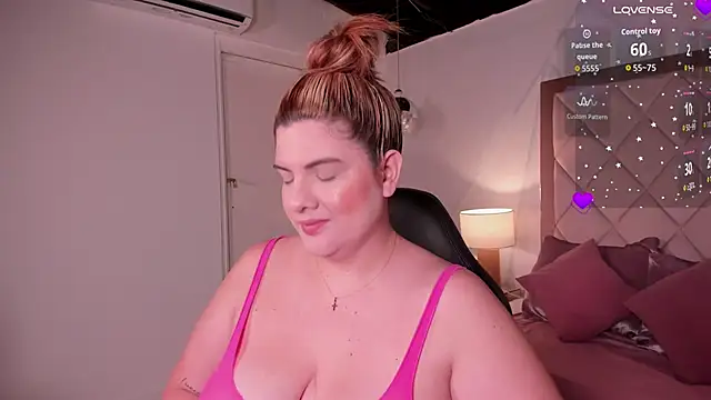 Snapshot of anabelle_clark chatting on 09-24-25, 01:36 anabelle clark online show from 09-24-25, 01:36