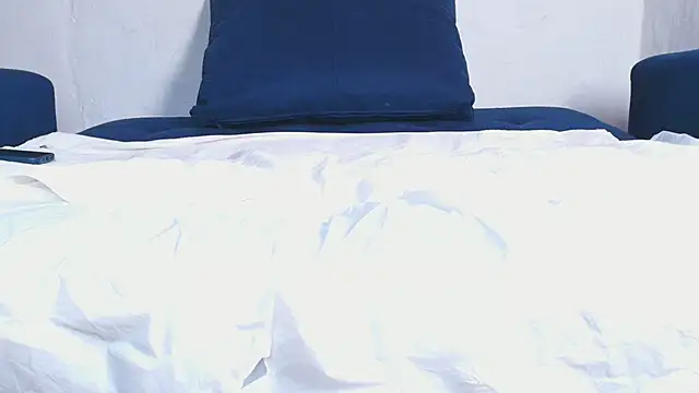 couplelove543 online show from 11-09-25, 03:54