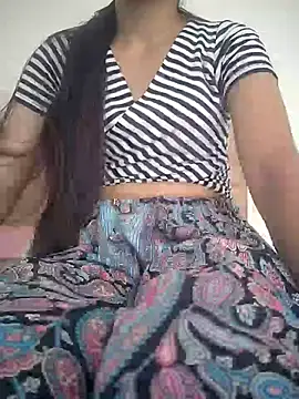 Snapshot of sneha_88 chatting on 09-16-25, 07:42 sneha 88 online show from 09-16-25, 07:42