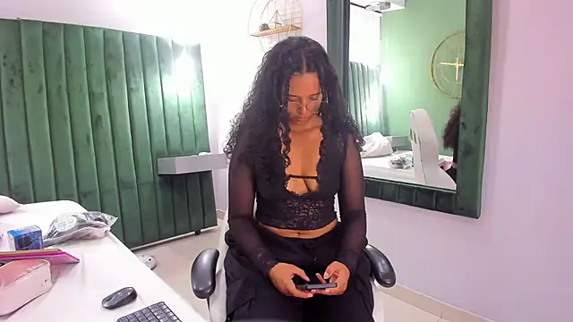 Sweet Lucyy online show from 09-27-25, 05:12