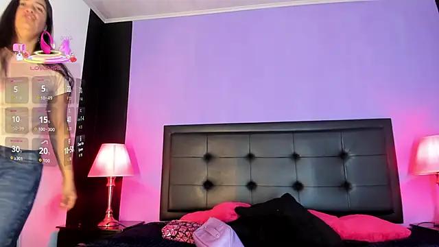 Snapshot of GreciaFox1 chatting on 05-05-26, 12:24 GreciaFox1 online show from 05-05-26, 12:24
