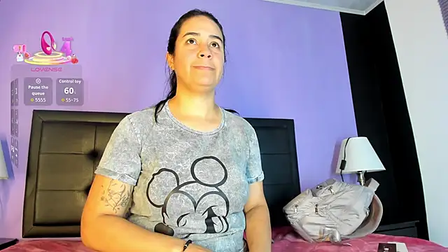 Snapshot of GreciaFox1 chatting on 05-28-26, 12:13 GreciaFox1 online show from 05-28-26, 12:13