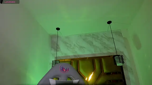 Luciifeer  online show from 10-30-25, 06:52