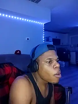 Snapshot of MrGreenbeanbean88 chatting on 10-27-25, 04:05 MrGreenbeanbean88 online show from 10-27-25, 04:05