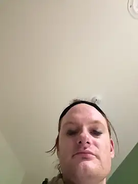 Snapshot of avamaxwell chatting on 02-26-26, 06:51 avamaxwell online show from 02-26-26, 06:51