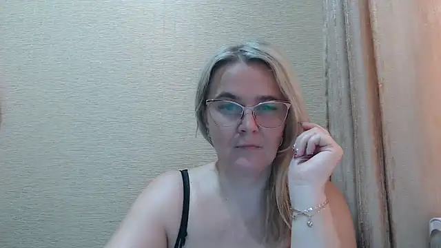 EleanoraDream online show from 05-28-26, 08:55
