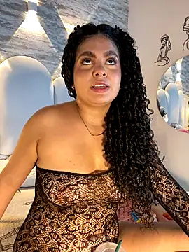 Yassy vazquez online show from 10-29-25, 07:48