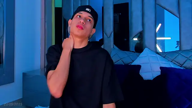 Sebax Young online show from 09-23-25, 04:26