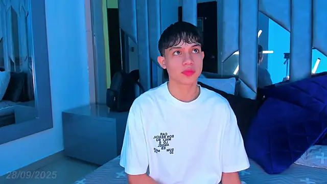 Sebax Young online show from 09-28-25, 03:50