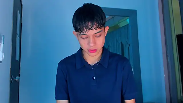 Sebax Young online show from 11-28-25, 08:33