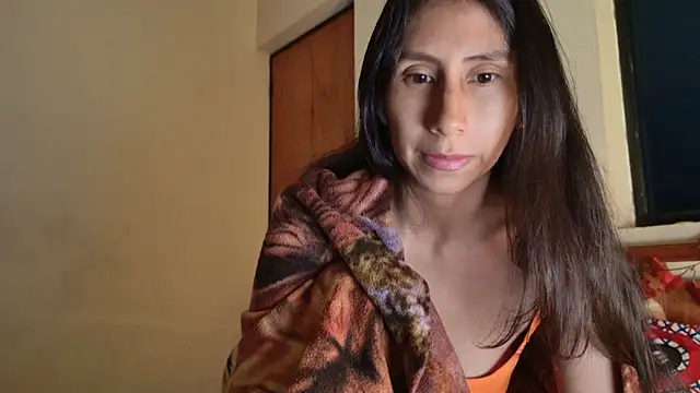 Snapshot of _MoonLipson_ chatting on 10-16-25, 12:00 MoonLipson online show from 10-16-25, 12:00