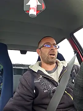 Thomas043 online show from 11-15-25, 01:51