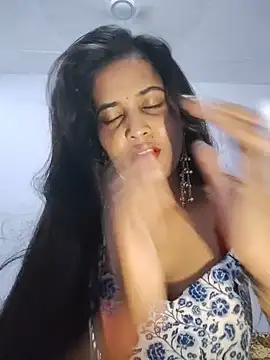 cute radhikaa online show from 05-31-26, 09:38
