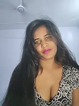 Snapshot of cute_radhikaa chatting on 06-14-26, 07:54 cute radhikaa online show from 06-14-26, 07:54