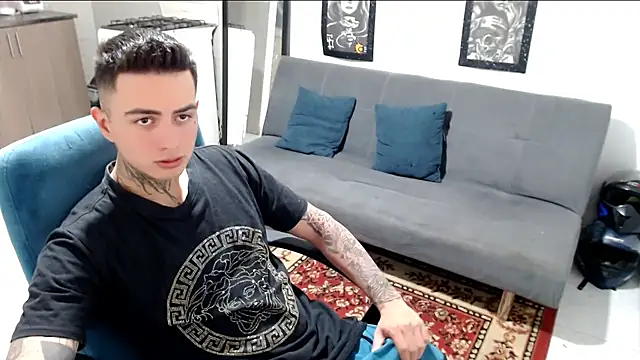 santii ss online show from 11-30-25, 02:15