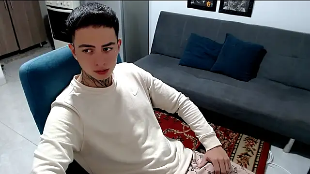 Snapshot of santii_ss chatting on 01-07-26, 04:20 santii ss online show from 01-07-26, 04:20