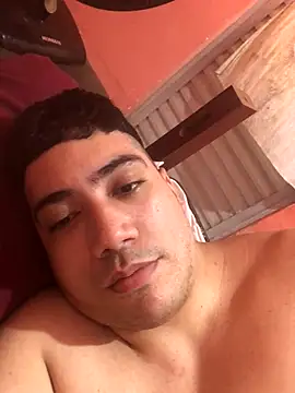 Snapshot of Paulo199117 chatting on 10-14-25, 04:41 Paulo199117 online show from 10-14-25, 04:41
