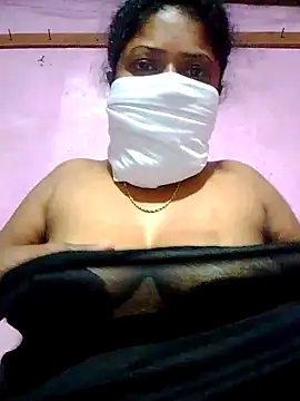 Snapshot of boosypussy chatting on 05-03-26, 10:38 boosypussy online show from 05-03-26, 10:38