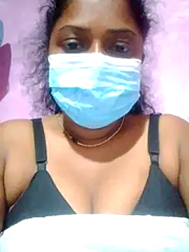Snapshot of boosypussy chatting on 05-16-26, 11:20 boosypussy online show from 05-16-26, 11:20