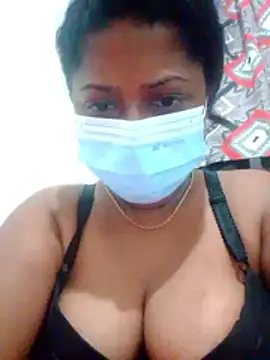 Snapshot of boosypussy chatting on 05-27-26, 10:40 boosypussy online show from 05-27-26, 10:40