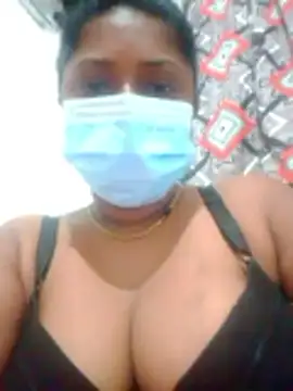 Snapshot of boosypussy chatting on 05-30-26, 10:40 boosypussy online show from 05-30-26, 10:40