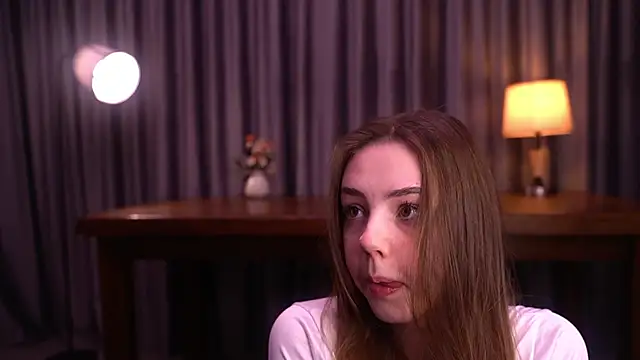 Snapshot of AftonChappel chatting on 11-18-25, 12:49 AftonChappel online show from 11-18-25, 12:49