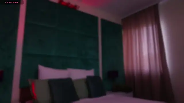 Snapshot of LucyLextonX chatting on 07-15-26, 04:07 LucyLextonX online show from 07-15-26, 04:07