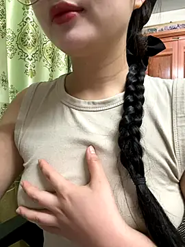 Snapshot of LinYi_Office chatting on 11-11-25, 12:54 LinYi Office online show from 11-11-25, 12:54