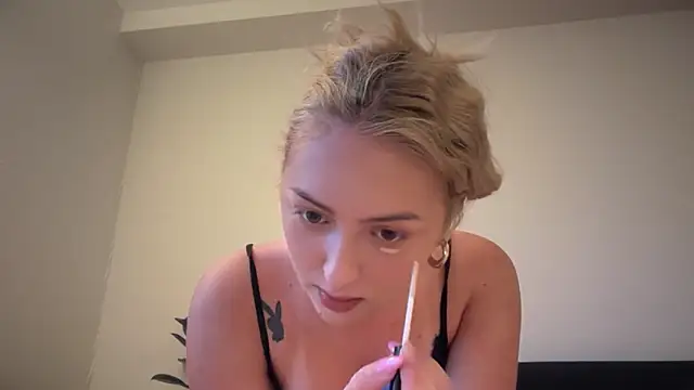 Snapshot of Kitty_Swetty chatting on 05-07-26, 07:19 Kitty Swetty online show from 05-07-26, 07:19