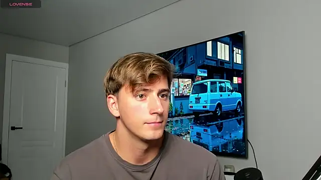 DaniHort online show from 10-10-25, 01:21