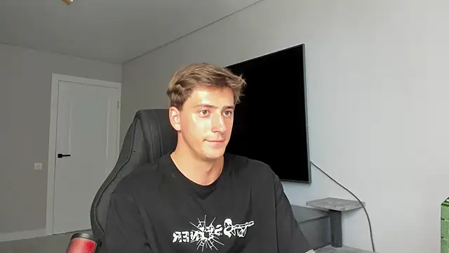 Snapshot of DaniHort chatting on 06-03-26, 11:13 DaniHort online show from 06-03-26, 11:13