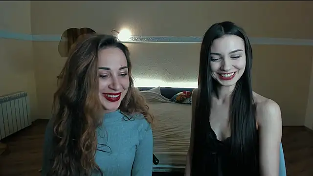 Snapshot of elza_rose chatting on 03-20-26, 01:21 elza rose online show from 03-20-26, 01:21