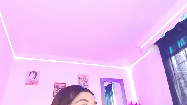 Snapshot of Anna_belly chatting on 09-30-25, 03:17 Anna belly online show from 09-30-25, 03:17