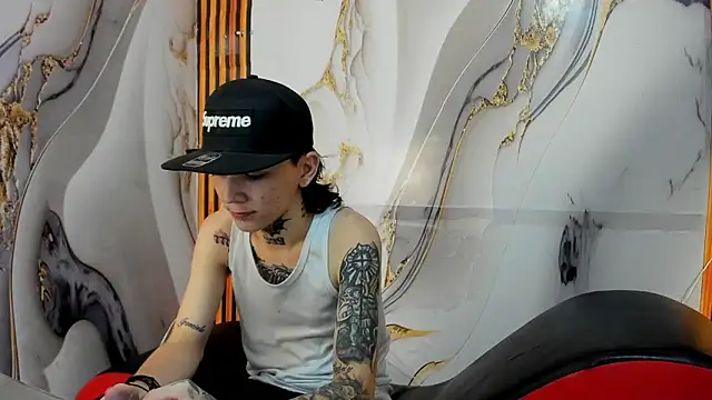 Snapshot of StraightBoy_Nick chatting on 03-02-26, 04:47 StraightBoy Nick online show from 03-02-26, 04:47