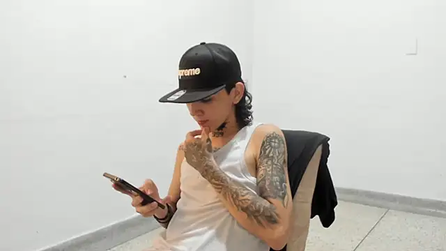 StraightBoy Nick online show from 03-26-26, 05:35