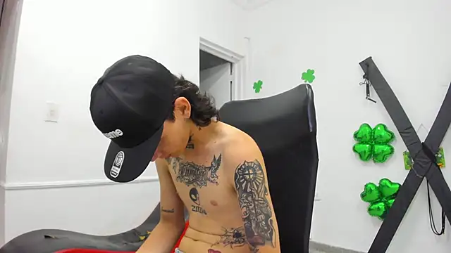 StraightBoy Nick online show from 03-28-26, 09:36