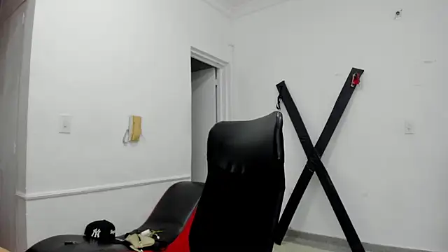 StraightBoy Nick online show from 04-16-26, 11:29