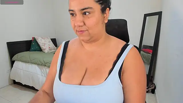 Snapshot of MariamCastiblanco chatting on 04-30-26, 08:04 MariamCastiblanco online show from 04-30-26, 08:04