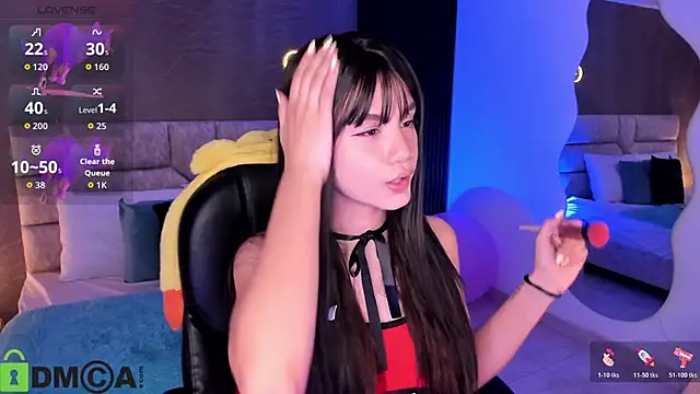 Snapshot of Arinextdoor chatting on 10-21-25, 04:02 Arinextdoor online show from 10-21-25, 04:02