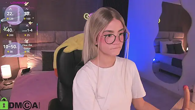 Snapshot of Arinextdoor chatting on 11-22-25, 03:38 Arinextdoor online show from 11-22-25, 03:38