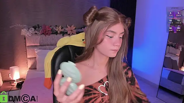 Snapshot of Arinextdoor chatting on 11-29-25, 11:52 Arinextdoor online show from 11-29-25, 11:52