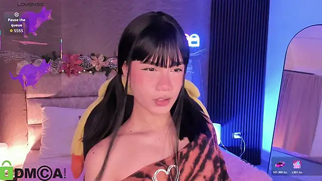 Snapshot of Arinextdoor chatting on 12-01-25, 12:26 Arinextdoor online show from 12-01-25, 12:26