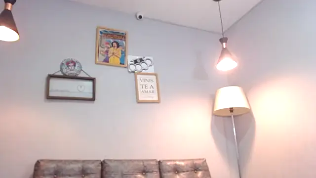 Xfire boy69 online show from 11-29-25, 02:42