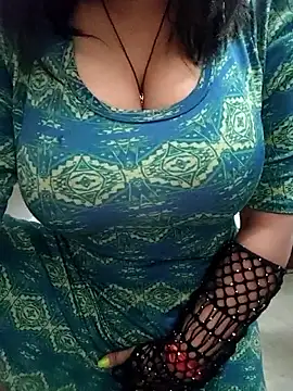 hot grieal1 online show from 12-16-25, 10:37