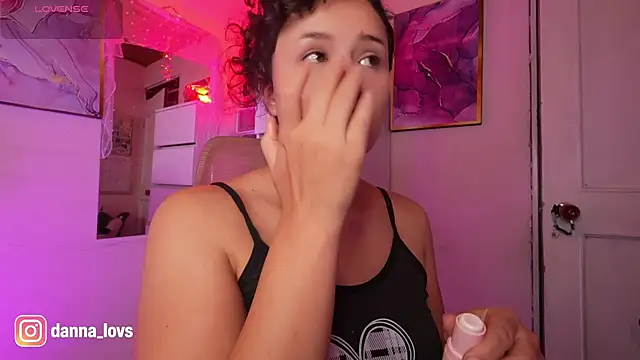Dannaa Lovs online show from 07-15-26, 11:59