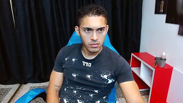 Derek Storm  online show from 12-22-25, 12:35