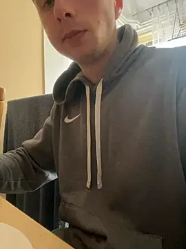 Snapshot of danny6699 chatting on 02-05-26, 03:16 danny6699 online show from 02-05-26, 03:16